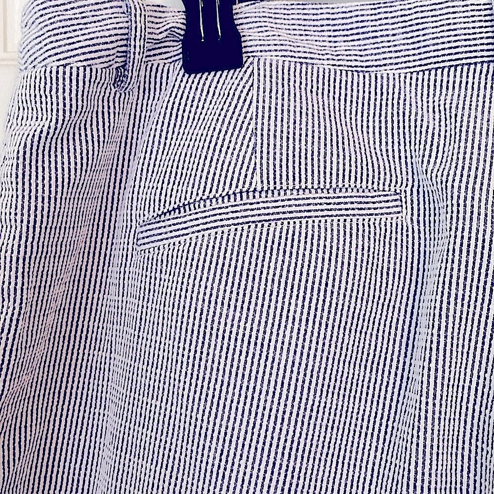 Poetry Blue & White Searsucker pants. 100% cotton in EUC. Great brand. Size 12. - Picture 14 of 15